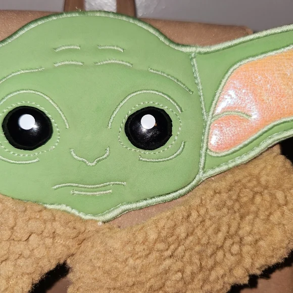 Danielle Nicole x Star Wars The Mandalorian The Child Grogu Backpack - Picture 3 of 7